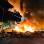 Blockade of the access road to Puyo city in the province of Pastaza, Ecuador, June 13, 2022.  Photo: Twitter/ @confeniae1