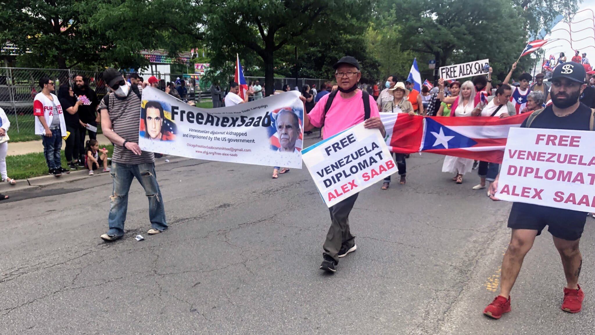 Chicago Free Alex Saab Committee contingent participating in the Puerto Rican People's Parade in Chicago, Saturday, June 11, 2022. Photos: Chicago Free Alex Saab Committee.