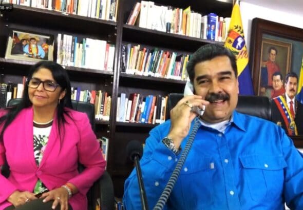 Venezuelan President Nicolás Maduro (right) and Vice President Delcy Rodríguez (left) during the first episode of 3R.Live. Photo: MPPCI.