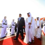 Venezuelan President Nicolás Maduro upon his arrival in Qatar, escorted by Qatar's Minister of Foreign Affairs , Sultan Bin Saad Al-Muraikhi. Photo: Twitter/@NicolasMaduro.