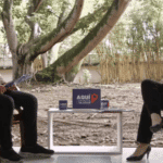 Laila Tajeldine (right) and Ernesto Villegas (left) on the program Aquí con Ernesto Villegas. Photo: Social media. 