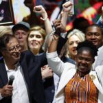 President-elect Gustavo Petro celebrates victory with his vice presidential running mate, Francia Márquez. Photo: Mauricio Dueñas Castaneda/EFE.