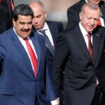 Venezuelan President Nicolás Maduro (left) and Turkish President Recep Tayyip Erdoğan (right) during a previous encounter. Photo: AA/Murat Kaynak.