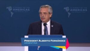 President Alberto Fernández of Argentina during his speech at the 9th Summit of the Americas, on June 9, 2022. Photo: Twitter/@Joseescorcia_19