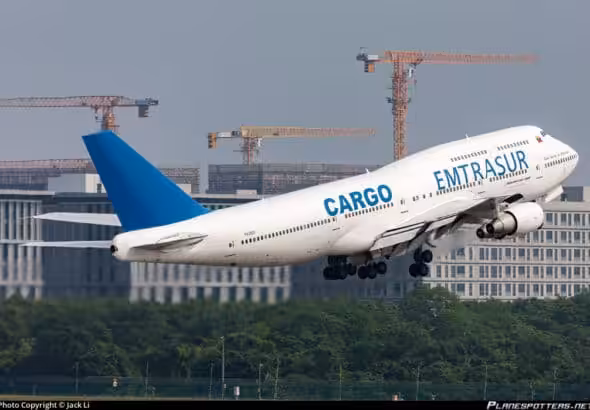 Emtrasur Boeing 747-3B3(M) leaving the Guangzhou Baiyun Airport in China, April 23, 2022.  Photo: Plansppoters.net/Jack Li.