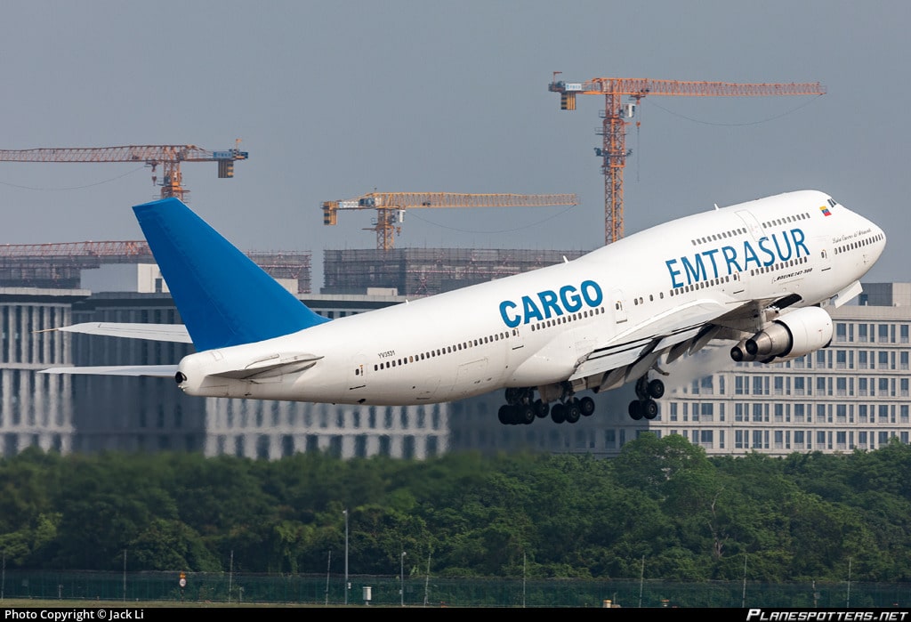 Emtrasur Boeing 747-3B3(M) leaving the Guangzhou Baiyun Airport in China, April 23, 2022.  Photo: Plansppoters.net/Jack Li.