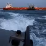 An oil tanker is docked while oil is pumped into it at the ships terminal of PDVSA's Jose Antonio Anzoategui industrial complex in the state of Anzoategui April 15, 2015. Photo: Reuters/Carlos Garcia Rawlins.