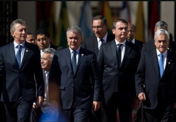 From right to left, former Chilean president Sebastian Pinera, Brazilian president Jair Bolsonaro, Colombian former president Ivan Duque, Ecuadorian former president Lenin Moreno and Argentinian former president Mauricio Macri. All these presidents marked an epoch of strong turn to the right in Latin American politics with governments strongly subservents to US interests. Photo: Esteban Félix/AP.