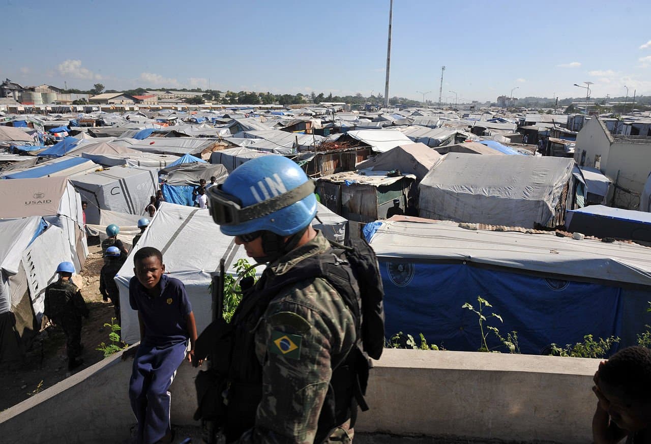 Brazilian UN troops patrolling a refugee camp in Haiti. Photo: Twiter/@walterdossier.
