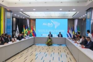 Representatives of ALBA-TCP countries discuss policies for the youth of the region. Photo: Twitter/@ALBATCP