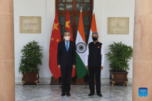 Chinese State Councilor and Foreign Minister Wang Yi (left) with Indian External Affairs Minister Subrahmanyam Jaishankar (right) in New Delhi, India, on March 25, 2022. Photo: Xinhua.