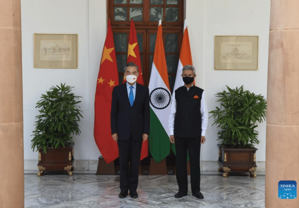 Chinese State Councilor and Foreign Minister Wang Yi (left) with Indian External Affairs Minister Subrahmanyam Jaishankar (right) in New Delhi, India, on March 25, 2022. Photo: Xinhua.