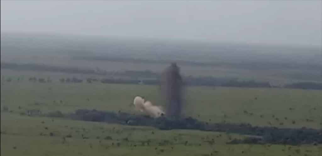 Explosion of a Colombian narco-jet shot down by the Venezuelan army. Photo: Twitter/@dhernandezlarez.