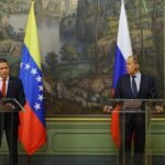 Venezuelan Minister for Foreign Affairs, Carlos Faría (left) and his Russian counterpart, Sergey Lavrov (right) at a press conference after their meeting in Moscow, July 4, 2022. Photo: Twitter/@FierroFortis.