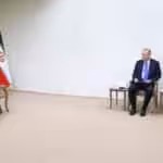 Supreme Leader of Iran Ali Khamenei speaks with Turkish President Recep Tayyip Erdoğan who is accompanied by Iranian President Sayyid Ebrahim Raisi. Photo: Presidency of Iran.