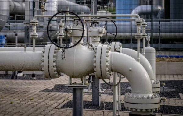 Pipes of the gas storage plant Reckrod, part of Nord Stream 1, near Eiterfeld, central Germany, photographed on July 14, 2022. Photo: Michael Probst/AP.