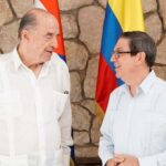 Colombian Foreign Minister Álvaro Leyva and his Cuban counterpart, Bruno Rodríguez, in Havana. Photo: Cuban Foreign Ministry.