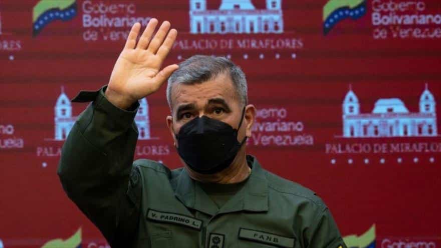 Venezuelan Defense Minister Vladimir Padrino López at a press conference in Caracas, February 11, 2022. Photo: AFP.