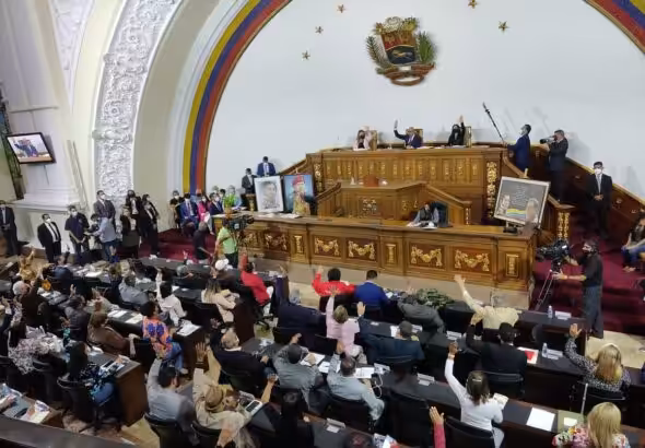 Discussion on the new tax reform bill in the Venezuelan National Assembly. Photo: Twitter/@Asamblea_Ven.