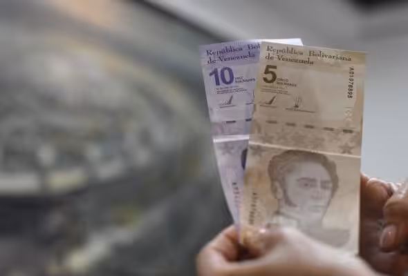 This week ends as the most turbulent in the economic life of Venezuela in the past year (Photo: Bloomberg)