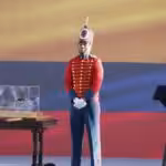 Colombian President Gustavo Petro during his inaugural speech next to the Sword of Simón Bolívar, the Liberator. Photo: Semana/Guillermo Torres.