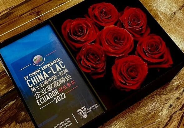 Promotional image of Ecuadorian exports to China. | Photo: Twitter/ @EmbajadaEcuCh