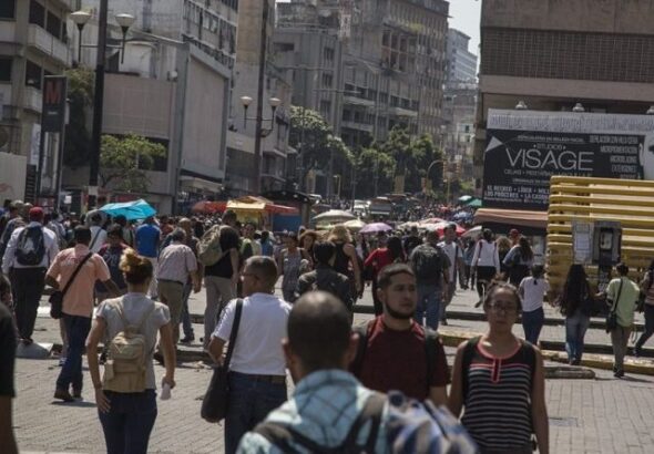 View of a busy day on the Sabana Grande Boulevard in Caracas during pre-pandemic times. File photo.