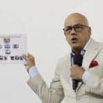 President of the Venezuelan National Assembly Jorge Rodriguez showing a slide with the photos of some of the terrorists sentenced on August 4 for the assassination attempt of August 2018 against President Nicolas Maduro. Photo: Willmer Herrades/Ultimas Noticias.