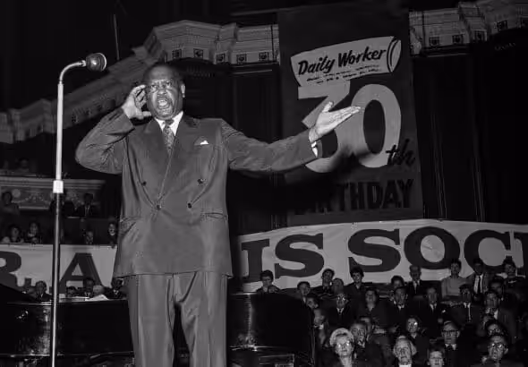 Paul Robeson in 1960, London, England. Photo: Topical Press Agency/Hulton/Getty Images.