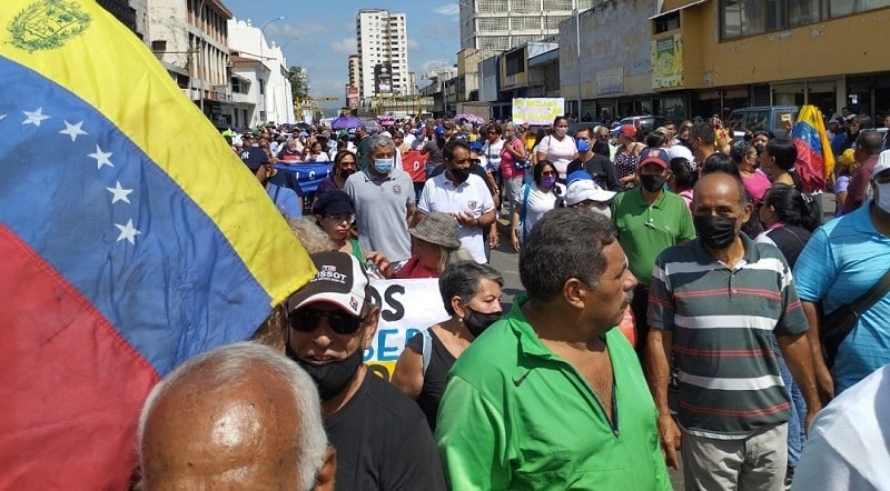 Protest against ONAPRE's decision to cancel vacation bonus.