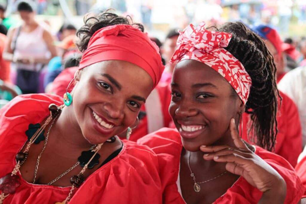 Two Afro-Venezuelan women. The International Day for People of African Descent has been celebrated since 2021. Photo: Twitter/@DrodriguezMinci.