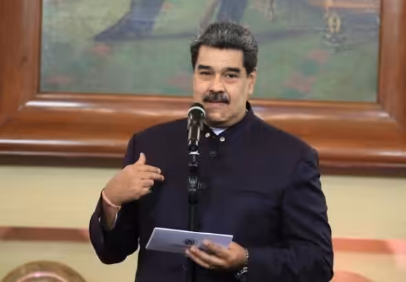 President Maduro during an award ceremony for Venezuelan cultural personalities at Miraflores Palace on Monday, September 26. Photo: Presidential Press.