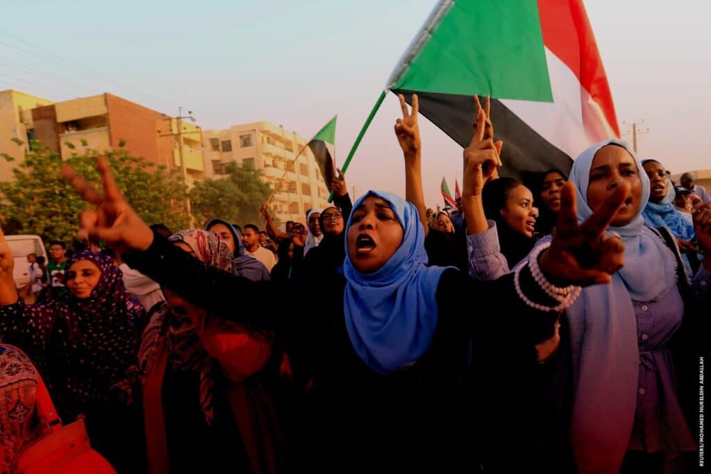 Sudanese protesters march during a demonstration to commemorate 40 days since a sit-in massacre, in Khartoum, Sudan, July 13, 2019. Photo: Thomson Reuters.