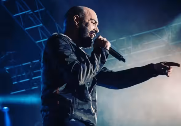 Venezuelan Meringue Singer Omar Enrique resumes tour of Colombia. Photo: File.