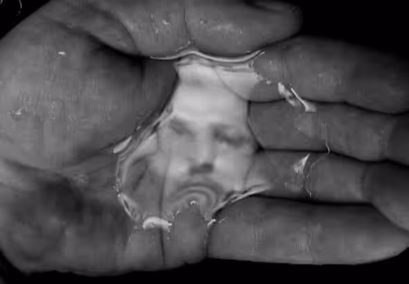 Óscar Muñoz (Colombia), Línea del destino (‘Line of Destiny’), 2006.