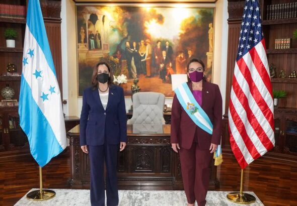 The Vice President of the United States, Kamala Harris, together with the President of Honduras, Xiomara Castro. Photo: Twitter @VP.