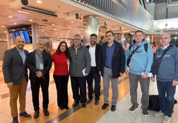 The five now-freed EMTRASUR crew members who were unable to leave Argentina. Photo: @StellaMarinaLu2.