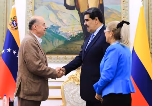 President of Venezuela Nicolás Maduro, received this Tuesday, October 4, the Colombian Minister for Foreign Affairs Álvaro Leyva. Photo: Presidential Press.