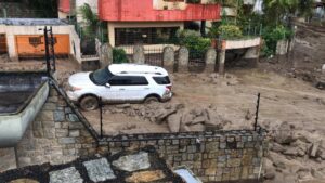 Residential area affected by flash floods in Las Delicias, Maracay, Aragua state, on Monday, October 17, 2022. Photo: Twitter.