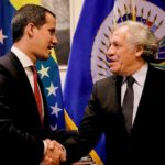 Coup plotter Juan Guaidó (left) shakes hands with OAS Secretary General Luis Almagro (right). File photo.