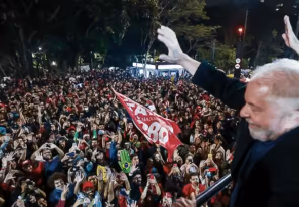 Thousands came out to Avenida Paulista in downtown São Paulo on Saturday night to celebrate Lula’s record performance in the first-round 2022 Brazilian presidential election. File photo.