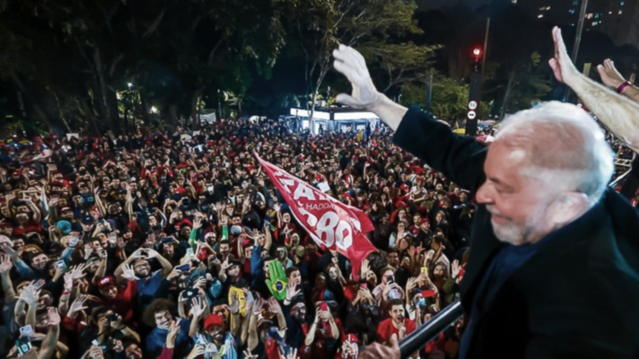Thousands came out to Avenida Paulista in downtown São Paulo on Saturday night to celebrate Lula’s record performance in the first-round 2022 Brazilian presidential election. File photo.