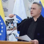 Attorney General of Venezuela Tarek William Saab holding up a photo during the October 14 press conference. Photo: Ministerio Público.