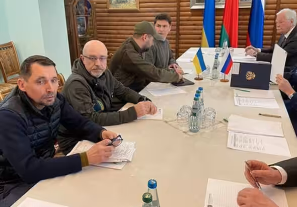 Russian and Ukrainian delegations during the third round of negotiations in Belarus, March 2022. File photo.