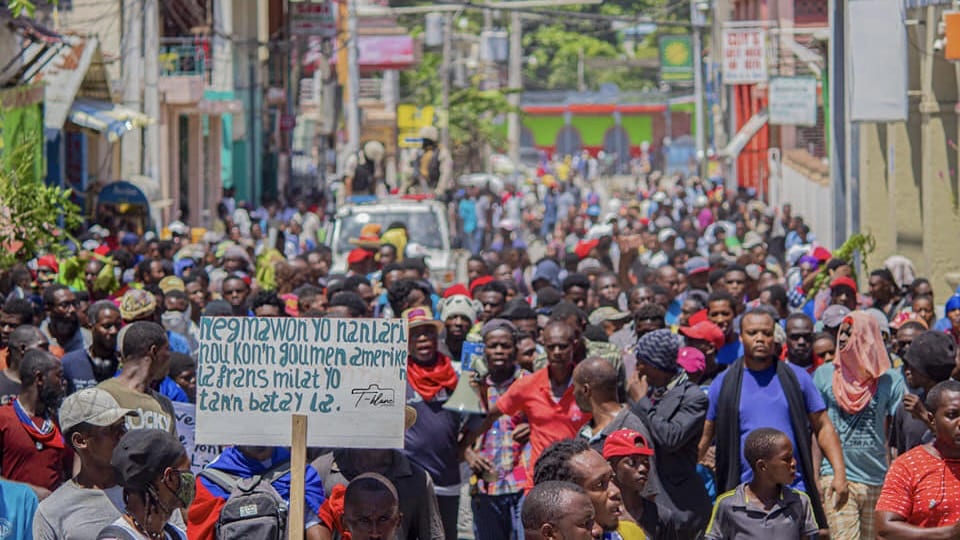 Since August 22, tens of thousands of Haitians have been taking to the streets across the country demanding the resignation of de-facto Prime Minister and acting President Ariel Henry. Photo: Madame Boukman/Twitter.