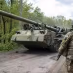 Ukrainian military tank on the outskirts of the Donetsk People's Republic. Photo: EFE.
