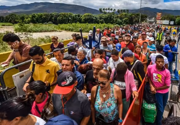 A group of migrants at the US-Mexico border. Photo: Crisis Group.