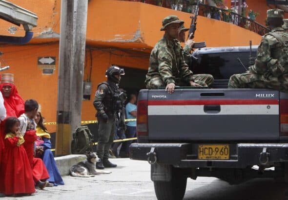 Colombian army patrolling the streets in Manizales. Photo: EFE/Luis Eduardo Noriega/File photo.
