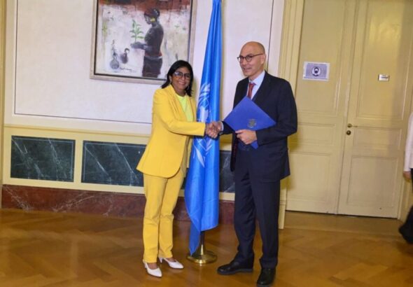 Venezuelan Vice President Delcy Rodríguez meets with the new UN High Commissioner for Human Rights, Volker Türk. Photo: Twitter/@madeleintlSUR.