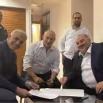 Yair Lapid (L), Naftali Bennett (C) and Mansour Abbas. Photo: via Wikimedia Commons.